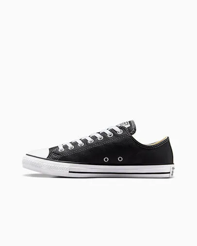 Converse - Chuck Taylor All Star Leather Black Low Top 132174C