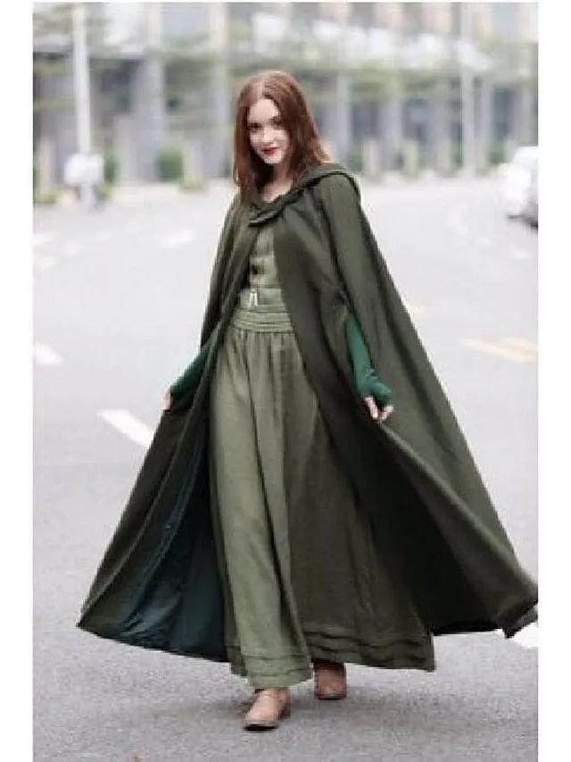 Sleeveless Vintage Style Coat Cloak for Women - Ideal for Winter Events and Parties