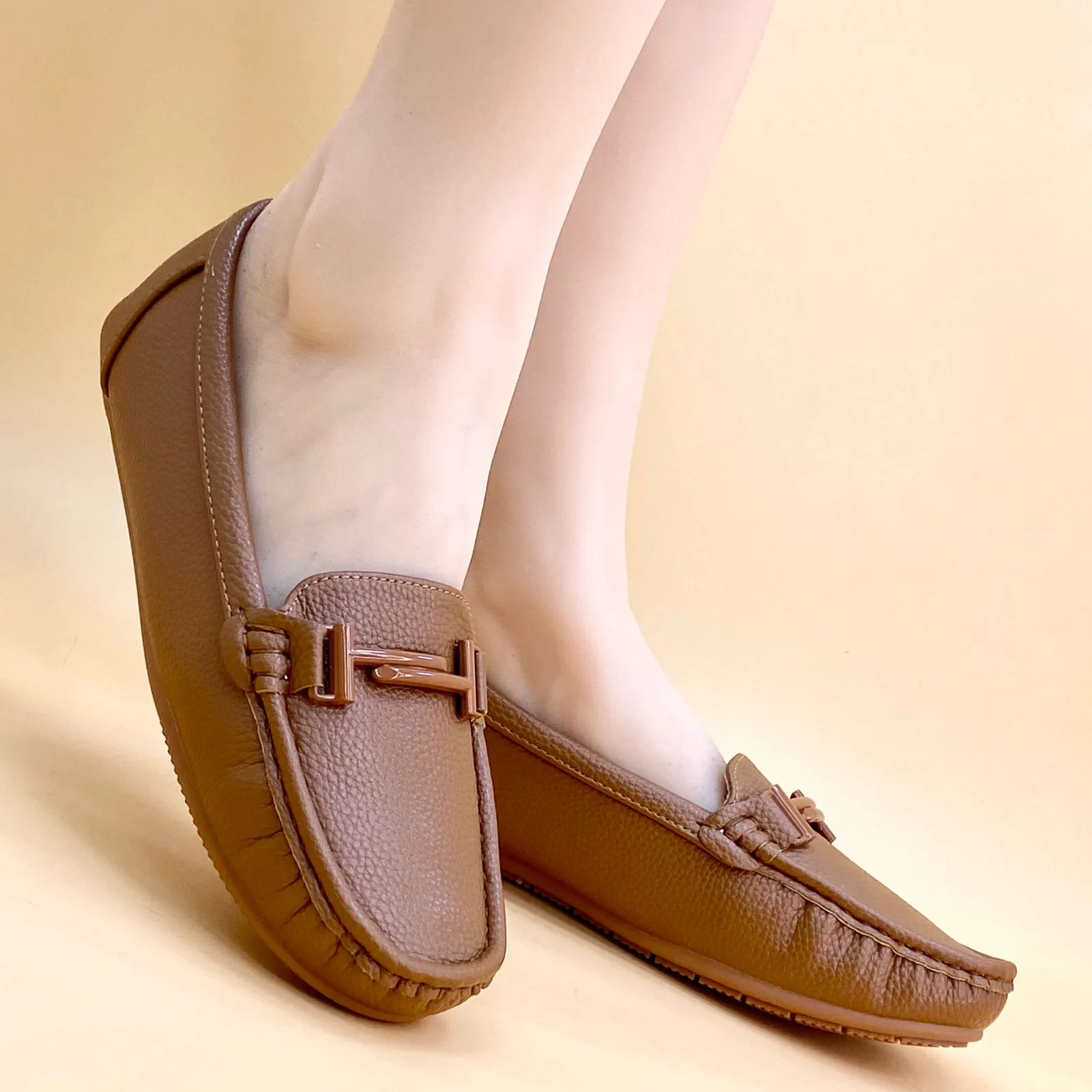 NEW , WOMEN SHOES W680