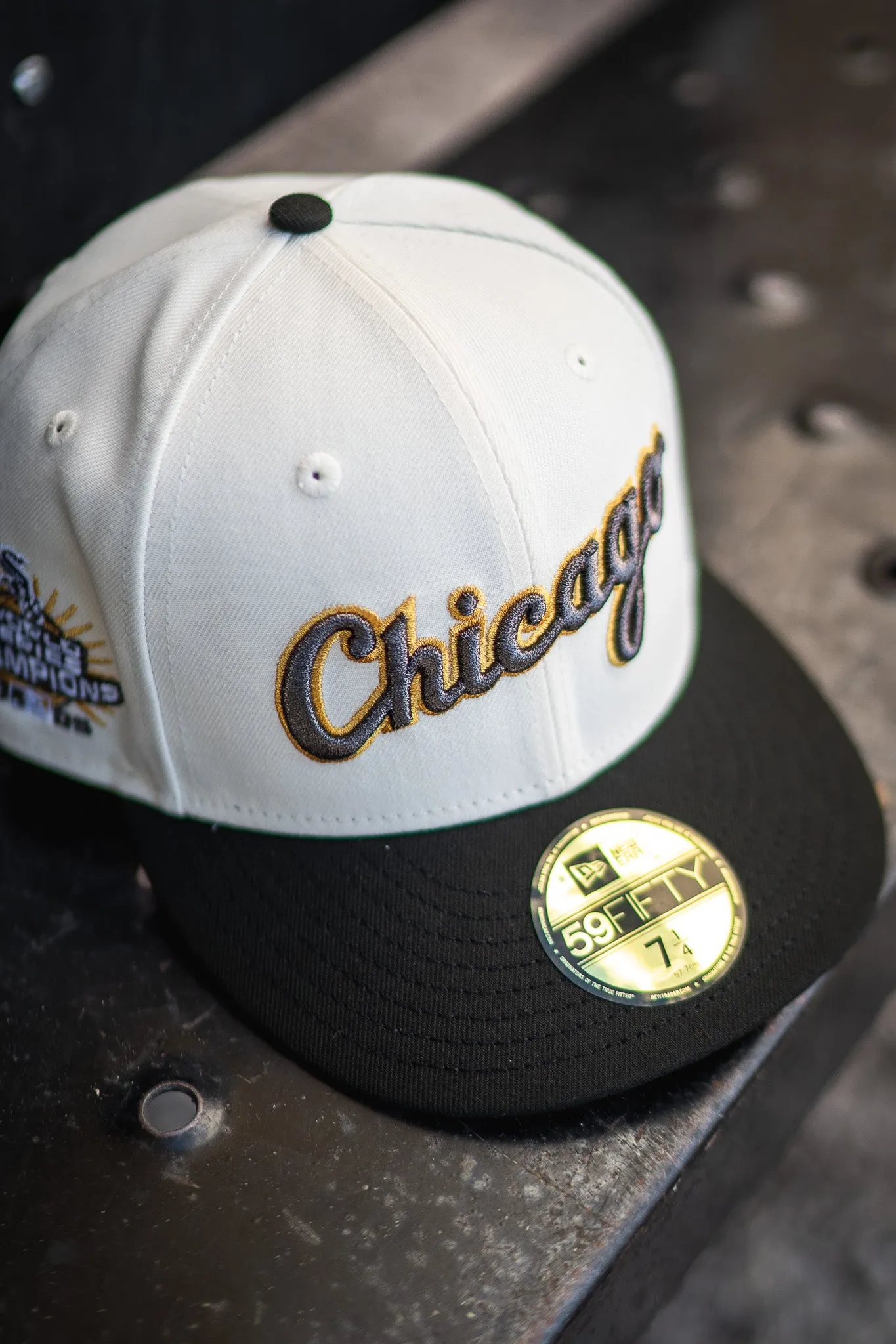 New Era Chicago White Sox 2005 WS Green UV (Off White/Black)