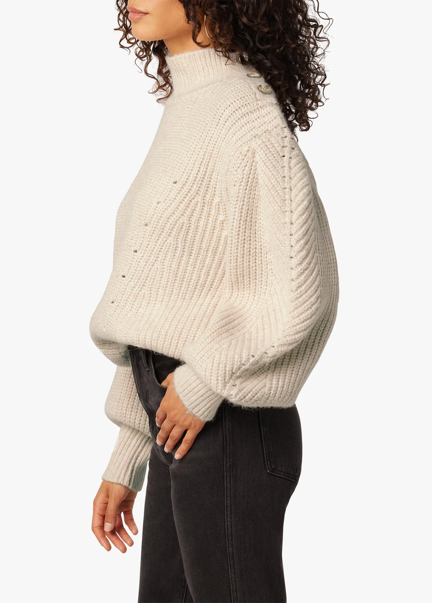 THE FAYE SWEATER