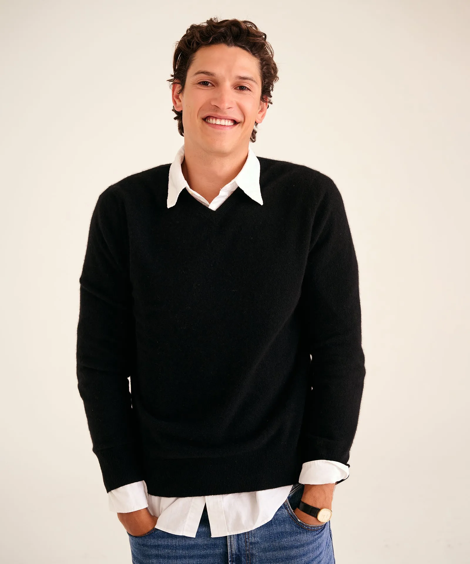 The Original Cashmere V-Neck Sweater Men's